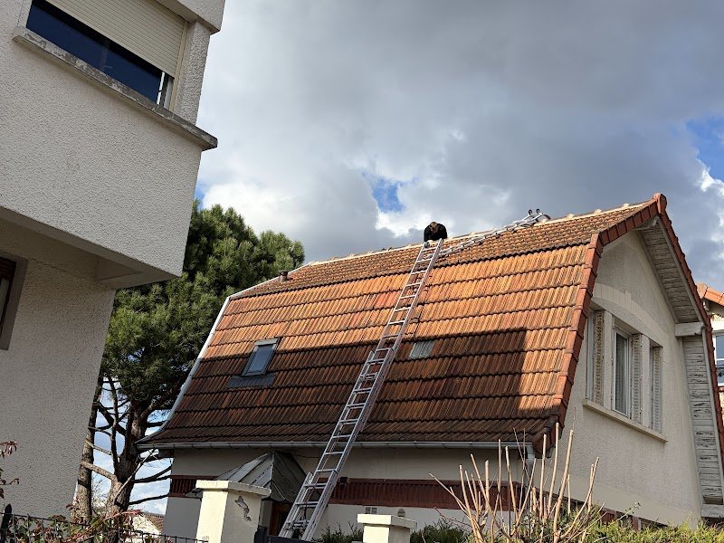 COUVREUR - C.A.S RÉNOVATION - photo 2