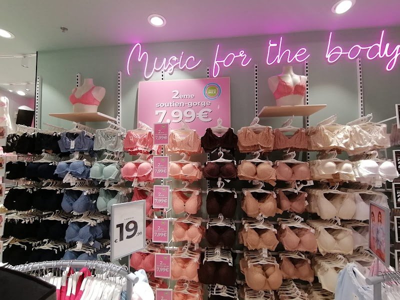 Tezenis Cergy 3 fontaines - photo 2