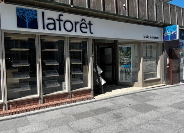 Agence immobilière Laforêt Cergy - photo 1