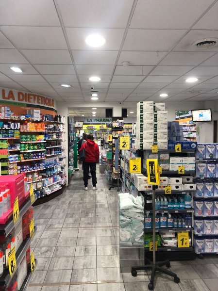 Pharmacie du centre gare Pharmacergy - photo 2